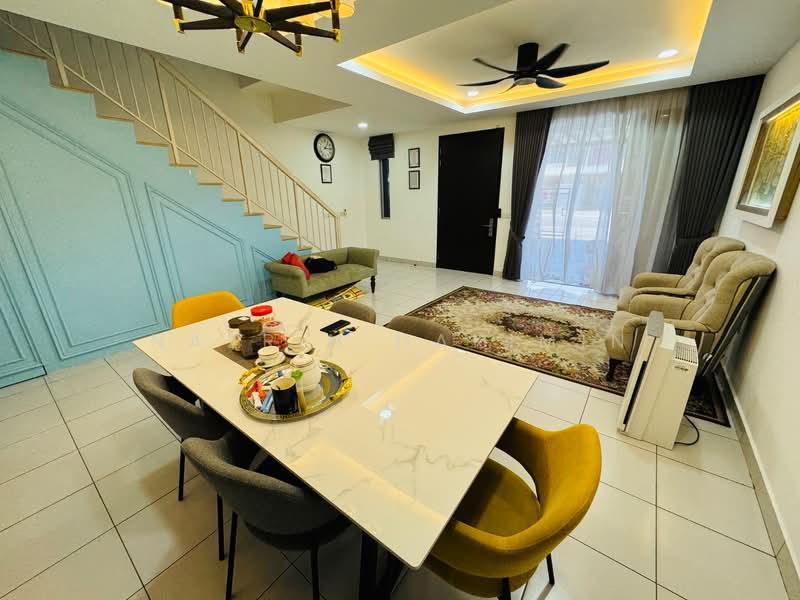 Rumah Teres 2-Tingkat untuk Dijual di Bukit Raja (Selangor) - Nazrin Hakimin - PropertyGuru.com.my