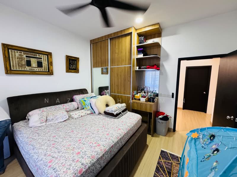 Rumah Teres 2-Tingkat untuk Dijual di Bukit Raja (Selangor) - Nazrin Hakimin - PropertyGuru.com.my