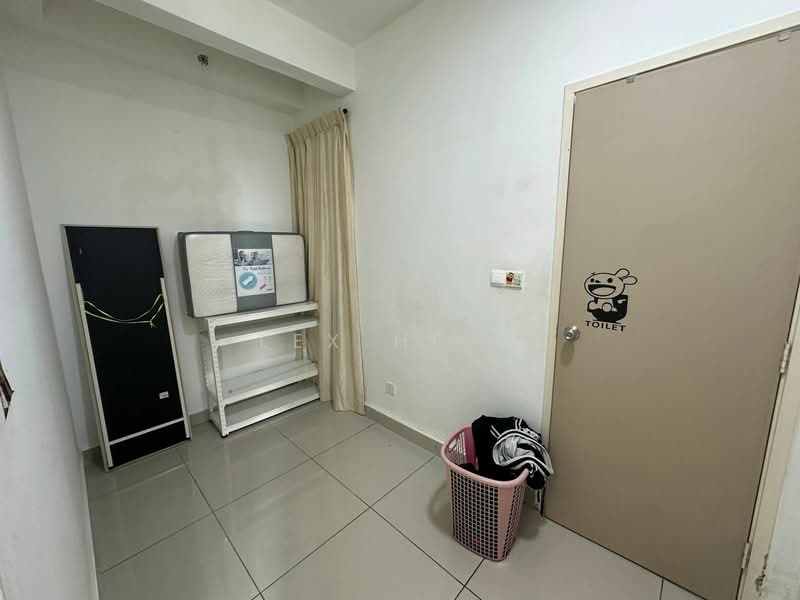 Pangsapuri untuk Dijual di Austin Suites (Permata Austin) - Lex Hiew - Bedroom - PropertyGuru.com.my