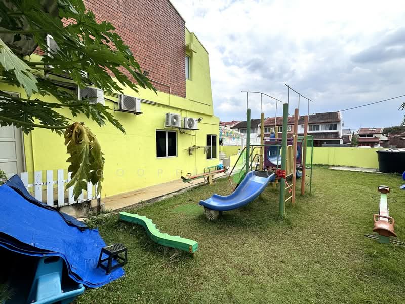 Rumah Berkembar untuk Dijual di SS2 (Petaling Jaya) - Cooper Chow - Exterior - PropertyGuru.com.my