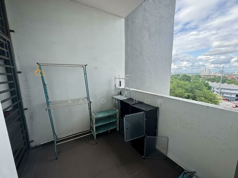 Pangsapuri untuk Disewa di Zennith Suites (Pangsapuri Kebun Teh) - Aaron How - Balcony - PropertyGuru.com.my