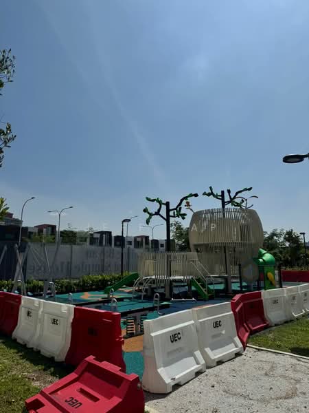 Rumah Teres 3 Tingkat untuk Disewa di BANDAR PUCHONG JAYA (Puchong) - Jeff Yap - Exterior - PropertyGuru.com.my