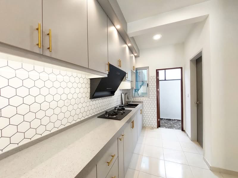 2-storey Terraced House for Rent in Sepang (Selangor) - Zehan Zaki - Kitchen - PropertyGuru.com.my