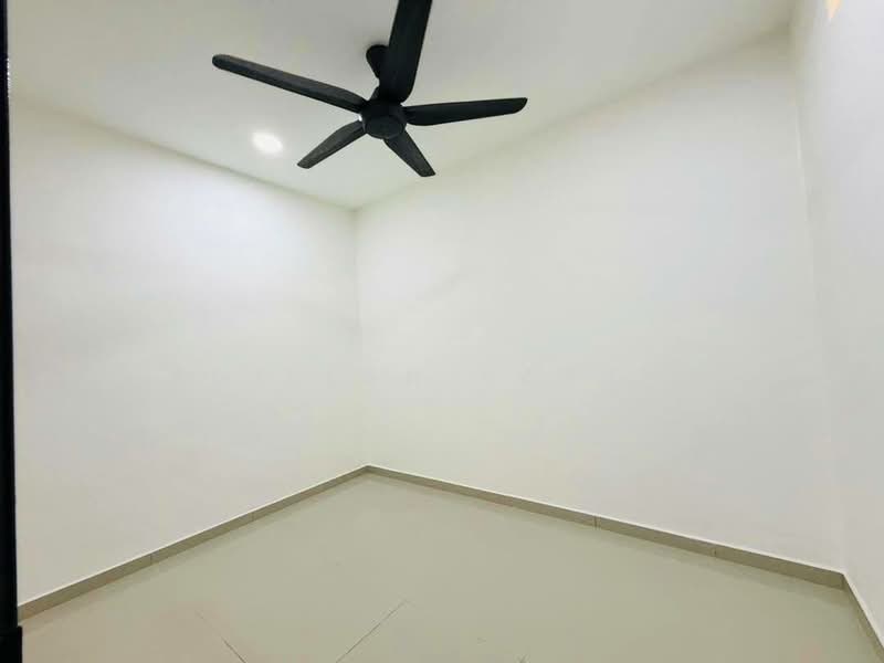 Rumah Teres 1 Tingkat untuk Dijual di Kapar (Selangor) - Aqillah Razali - PropertyGuru.com.my