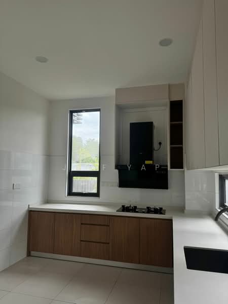 Rumah Teres 3 Tingkat untuk Disewa di BANDAR PUCHONG JAYA (Puchong) - Jeff Yap - Kitchen - PropertyGuru.com.my