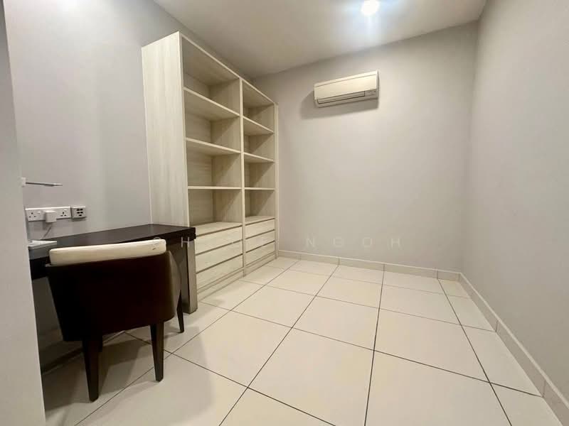 Service Residence for Sale at Somerset Puteri Harbour - Chloe Ngoh - Study - PropertyGuru.com.my