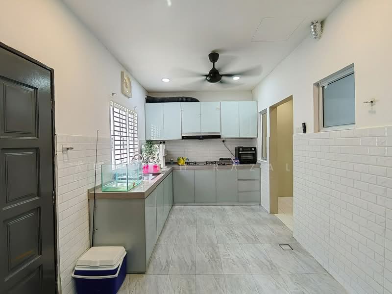 Rumah Teres 2 Tingkat untuk Dijual di Taman Desiran Bayu (Puchong) - Aqillah Razali - PropertyGuru.com.my