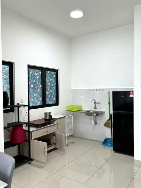 Service Residence for Rent at B11 Parkland Residence - JY Wong - Kitchen - PropertyGuru.com.my