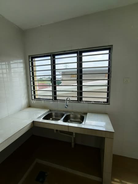 Bungalow for Rent in Kampung Cempaka (Petaling Jaya) - Wysin Wan - Kitchen - PropertyGuru.com.my