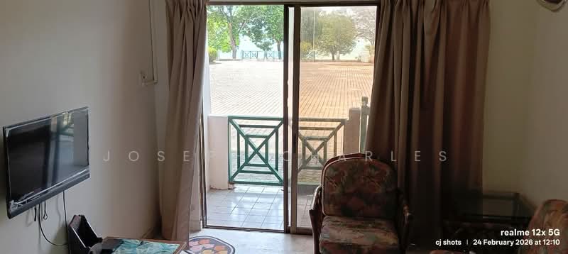 Pangsapuri untuk Dijual di Bayu Beach Resort - Joseph Charles - Living Room - PropertyGuru.com.my