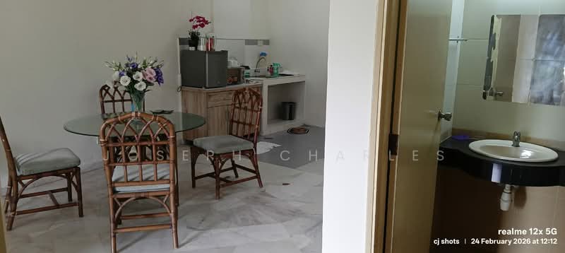 Pangsapuri untuk Dijual di Bayu Beach Resort - Joseph Charles - Dining Room - PropertyGuru.com.my