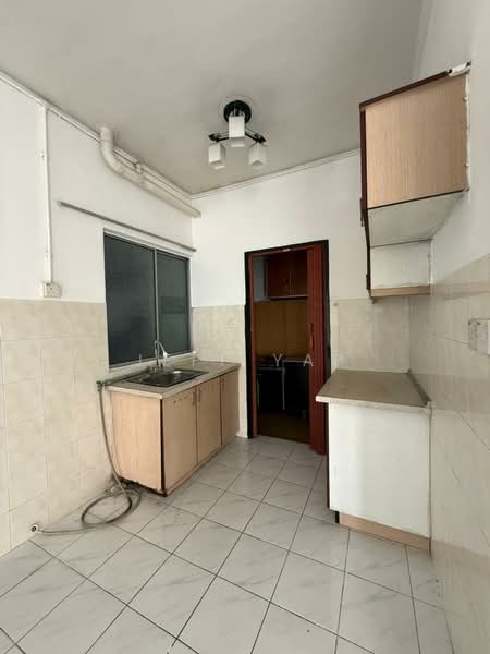 Apartment for Rent at Vista Impiana - Jeff Yap - Kitchen - PropertyGuru.com.my