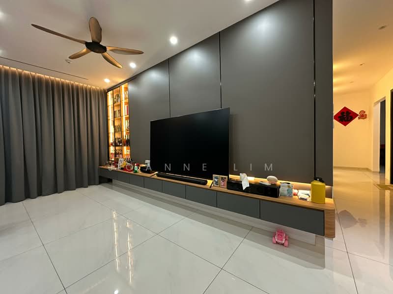 Kampung Lapan untuk Untuk Dijual - RM 2,500,000, Apr 2026 - Living Room - PropertyGuru.com.my