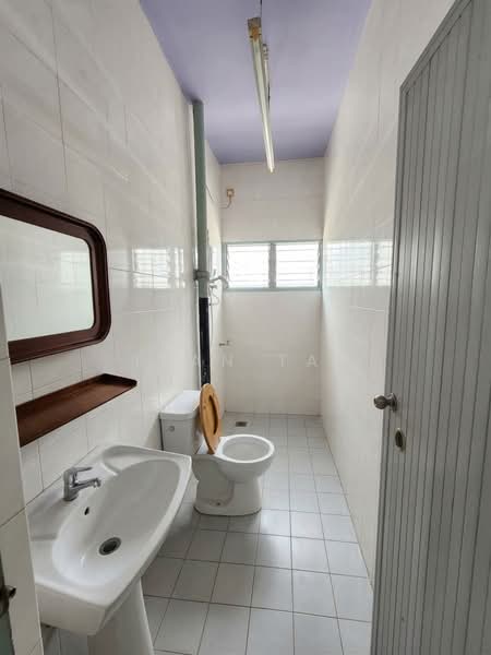 Taman Canning untuk Untuk Dijual - RM 700,000, Apr 2026 - Bathroom - PropertyGuru.com.my