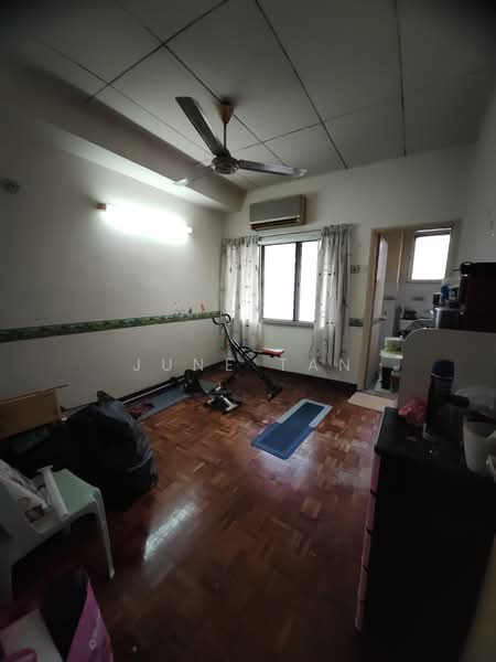 Rumah Teres untuk Dijual di Bandar Kinrara Seksyen 1 (Bandar Kinrara) - June Tan - Bedroom  - PropertyGuru.com.my