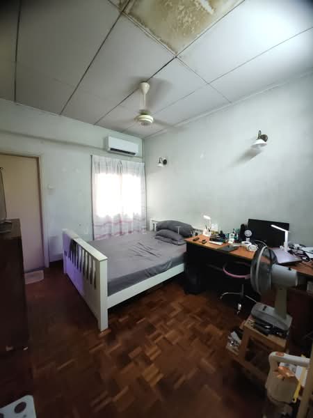 Rumah Teres untuk Dijual di Bandar Kinrara Seksyen 1 (Bandar Kinrara) - June Tan - Bedroom  - PropertyGuru.com.my