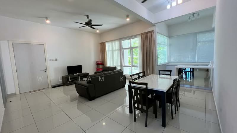Kondominium untuk Dijual di Ferringhi Residence - William KC Wong - Living Room - PropertyGuru.com.my