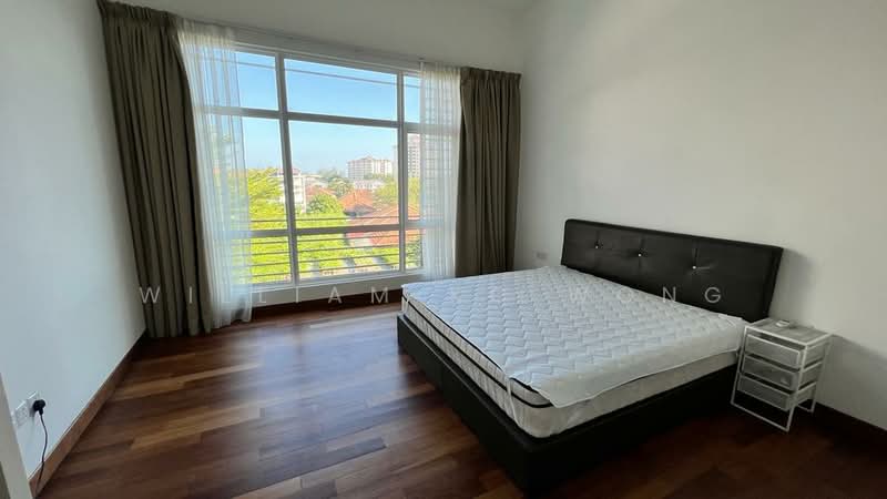 Kondominium untuk Dijual di Ferringhi Residence - William KC Wong - Bedroom - PropertyGuru.com.my