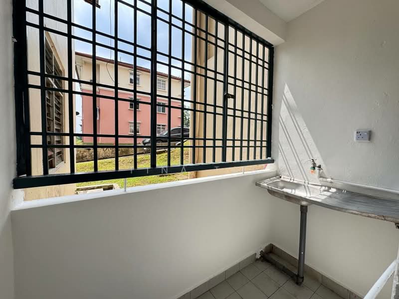 Pangsapuri untuk Dijual di Vista Seri Alam - Tina Tan - Exterior - PropertyGuru.com.my