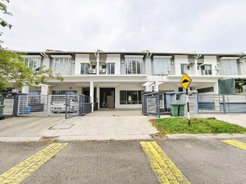 2-storey Terraced House for Sale in Kajang (Selangor) - Aizuddin Ali - Exterior - PropertyGuru.com.my