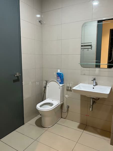 Servis Apartment untuk Disewa di Paradigm Residence - Sandra Gan - Bathroom - PropertyGuru.com.my