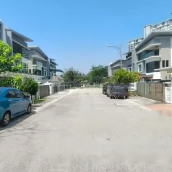Semi-Detached House for Sale in 16 Sierra (Puchong) - Jimmy Chang - Exterior - PropertyGuru.com.my