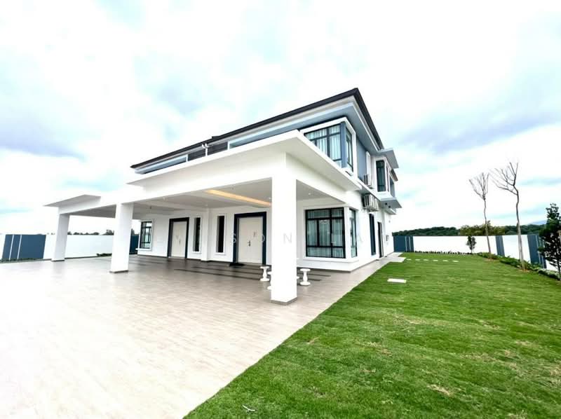 Semi-Detached House for Sale in Taman Kluang Perdana (Kluang) - Gipson Lay - Exterior - PropertyGuru.com.my
