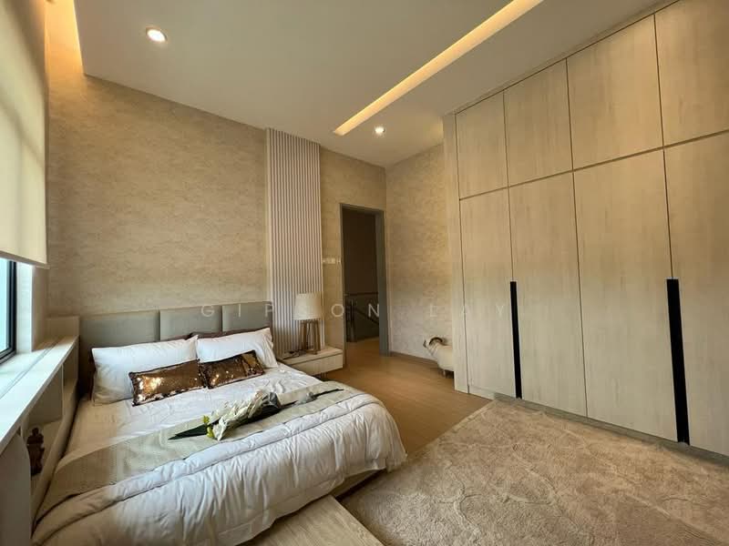 Semi-Detached House for Sale in Taman Kluang Perdana (Kluang) - Gipson Lay - Bedroom - PropertyGuru.com.my
