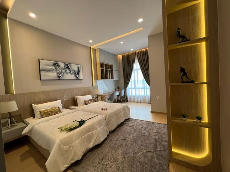 Semi-Detached House for Sale in Taman Kluang Perdana (Kluang) - Gipson Lay - Bedroom - PropertyGuru.com.my