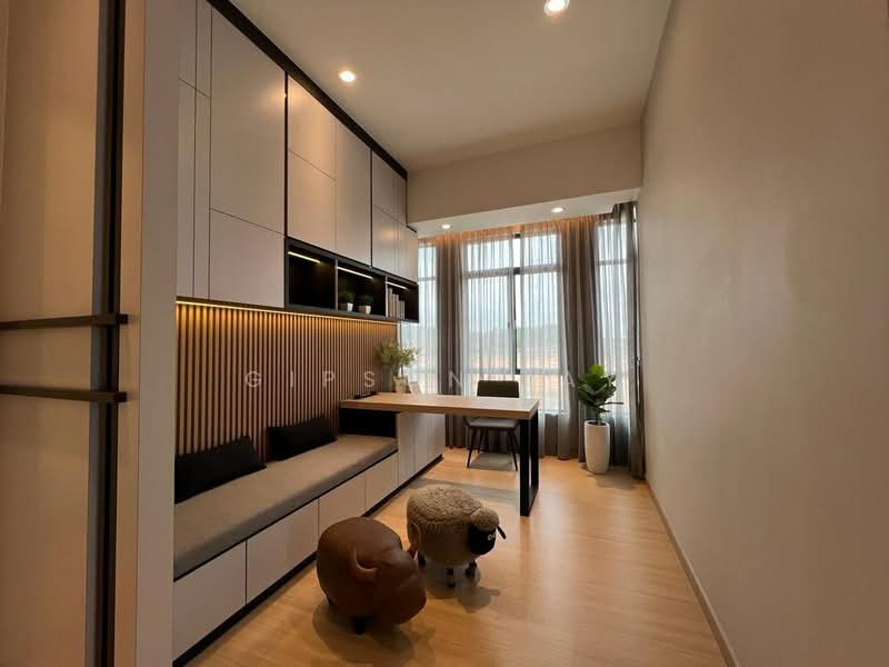 Semi-Detached House for Sale in Taman Kluang Perdana (Kluang) - Gipson Lay - Study - PropertyGuru.com.my