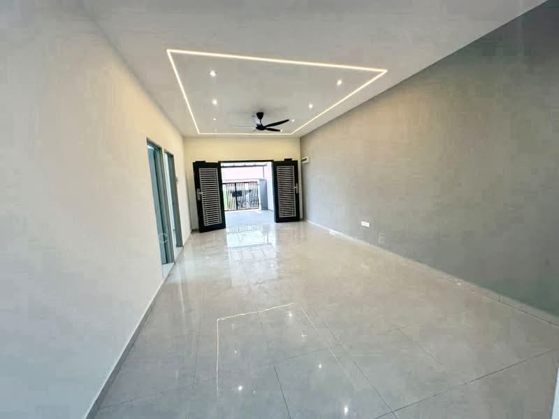 Semi-Detached House for Sale in Bandar Seri Alam (Masai) - Calvin Lee - PropertyGuru.com.my