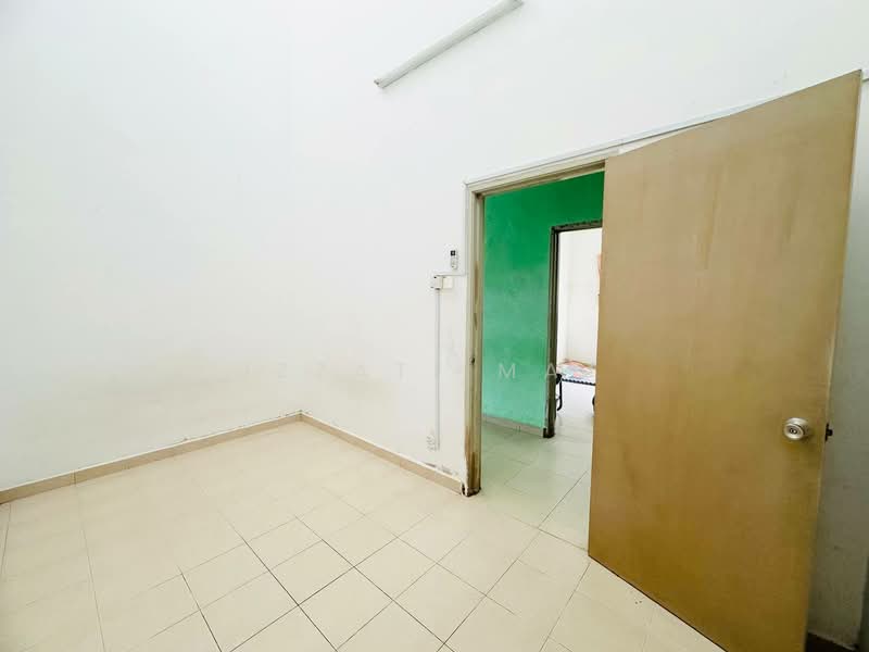 Semi-Detached House for Sale in Sepang (Selangor) - Izzati Mat - Interior - PropertyGuru.com.my