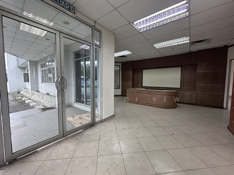 Detached Factory for Rent in Pulau Indah Industrial Park (Pelabuhan Klang) - Boon Hooi Yew - Entrance - PropertyGuru.com.my
