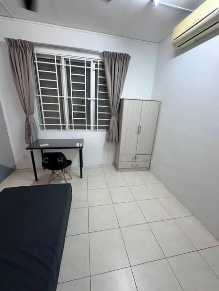 Kondominium untuk Disewa di Platinum Lake PV 13 - Chloe Shum - Bedroom - PropertyGuru.com.my