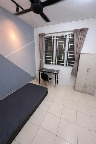 Kondominium untuk Disewa di Platinum Lake PV 13 - Chloe Shum - Bedroom - PropertyGuru.com.my