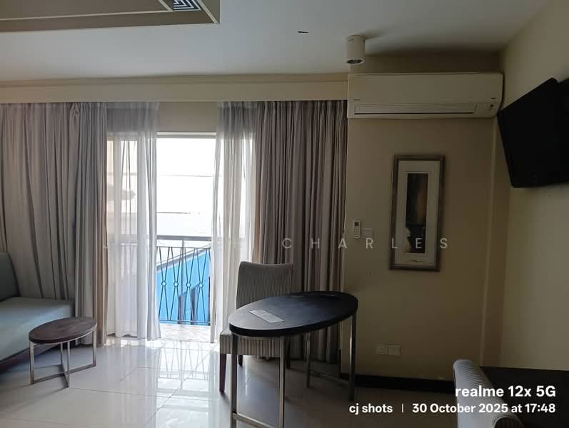 Servis Apartment untuk Dijual di Avillion Admiral Cove - Joseph Charles - Living Room - PropertyGuru.com.my
