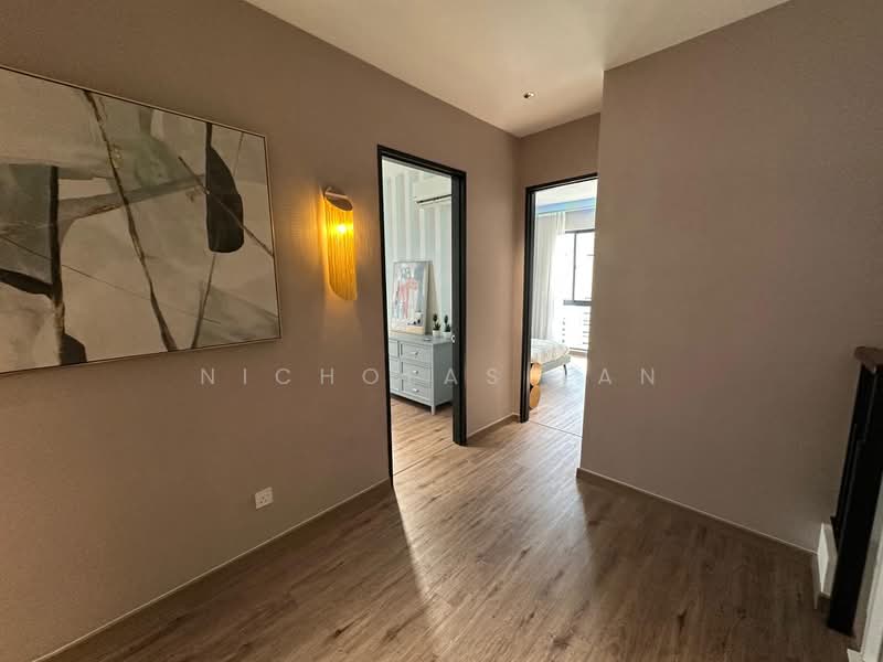 Semi-Detached House for Sale in Kuching (Sarawak) - Nicholas Tan - Corridor - PropertyGuru.com.my