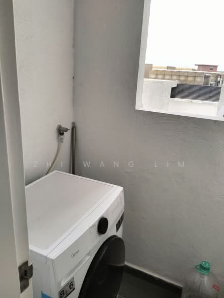 Service Residence for Rent at Mesahill - Zhi Wang Lim - Balcony - PropertyGuru.com.my