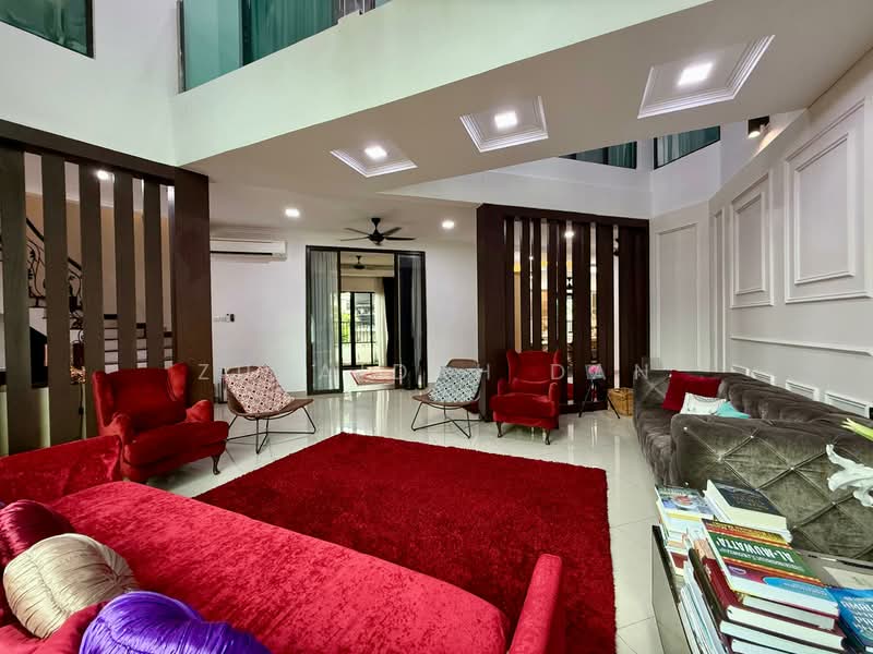 Rumah Banglo untuk Dijual di Seksyen 13 (Shah Alam) - Zuraidah Dan - Living Room - PropertyGuru.com.my