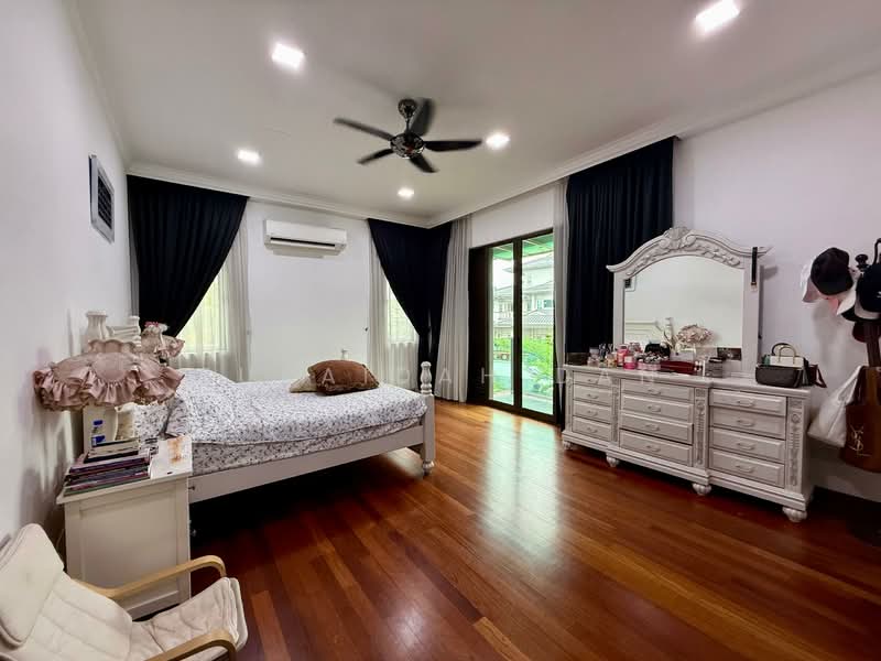 Rumah Banglo untuk Dijual di Seksyen 13 (Shah Alam) - Zuraidah Dan - Bedroom - PropertyGuru.com.my
