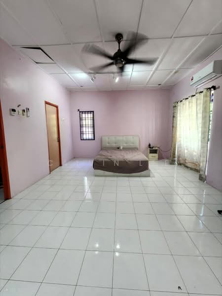 Rumah Teres 2 Tingkat untuk Dijual di Taman Sri Putri (Kulai) - Calvin Lee - PropertyGuru.com.my
