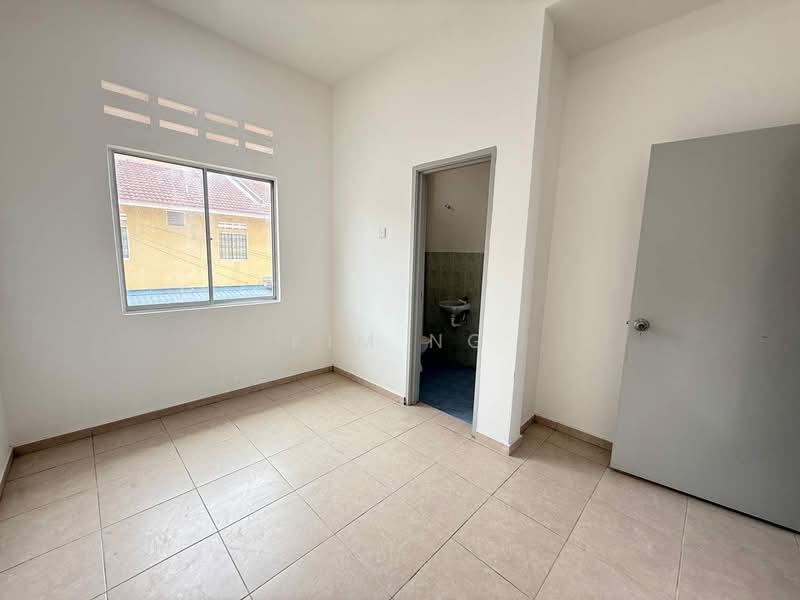 2-storey Terraced House for Sale in Tangkak (Johor) - Kim Ng - PropertyGuru.com.my