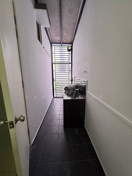 Rumah Kluster untuk Disewa di Taman Kota Masai (Pasir Gudang) - Sandra Gan - Corridor - PropertyGuru.com.my