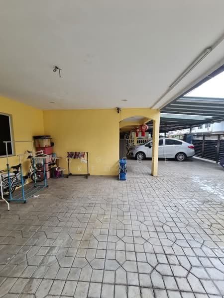 2-storey Terraced House for Sale in Seksyen 2, Taman Kinrara (Puchong) - Wong Chee Keong - Exterior - PropertyGuru.com.my