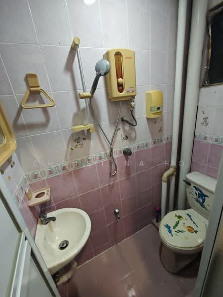 Condominium for Rent at Desa Cindaimas - Christina Ho - Bathroom - PropertyGuru.com.my