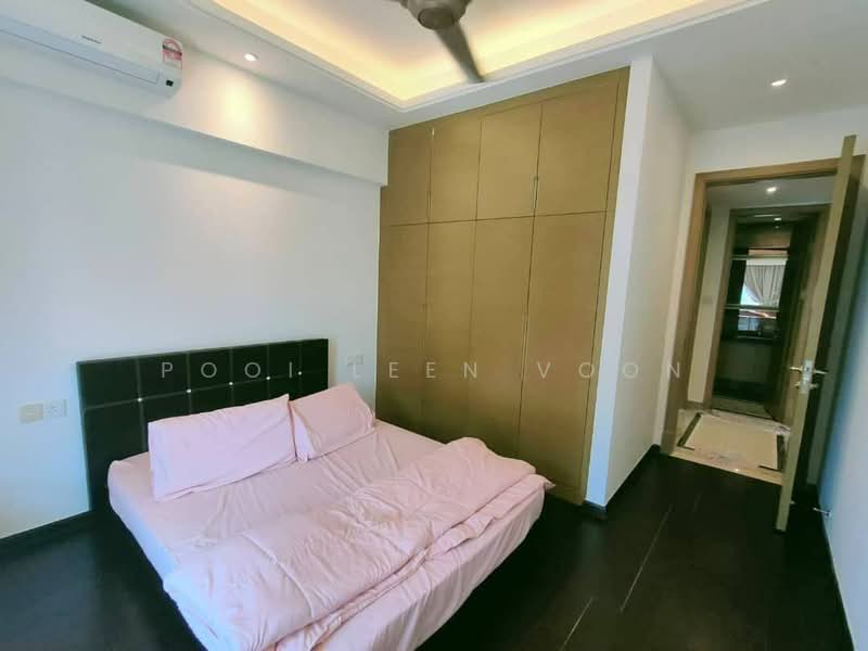 Kondominium untuk Dijual di R&F Princess Cove Phase 1 - Pooi Leen Voon - Bedroom - PropertyGuru.com.my