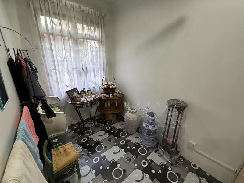 Zero-Lot Bungalow for Sale in Bandar Seri Putra (Bangi) - Ali Idris - Interior - PropertyGuru.com.my