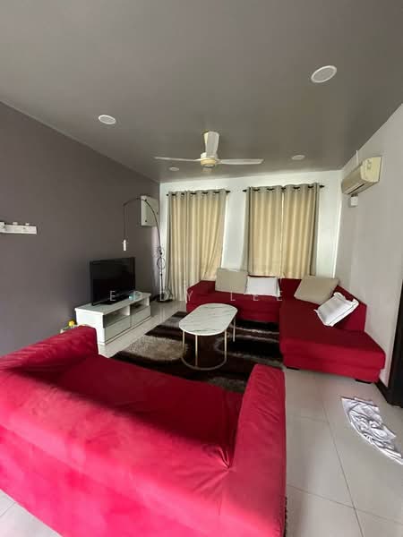 Bungalow for Rent in Taman Yarl (Jalan Klang Lama (Old Klang Road)) - Eddy Lee - Living Room - PropertyGuru.com.my