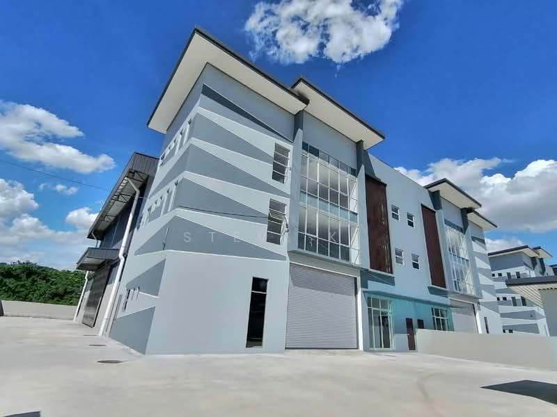 Kilang Berkembar untuk Dijual di Telok Panglima Garang (Selangor) - STEVE KI - Exterior - PropertyGuru.com.my