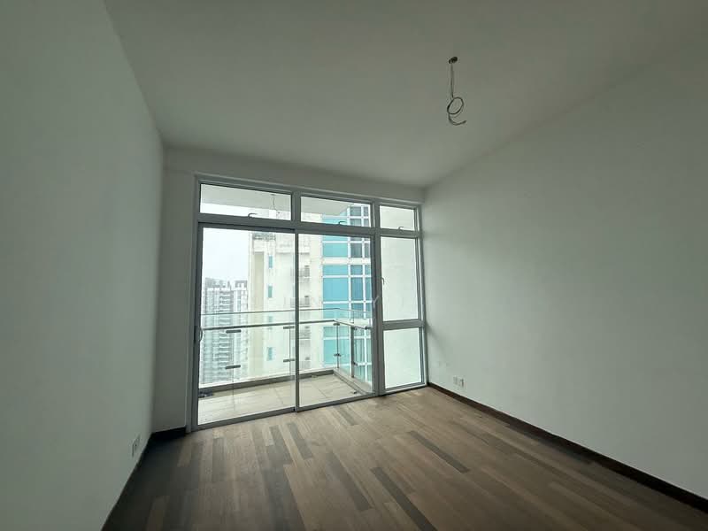 Kondominium untuk Dijual di Paradiso Nuova (Merak Kayangan) - Sin Yie - Balcony - PropertyGuru.com.my
